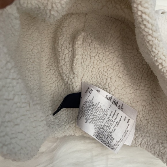 𝅺6/$20 ⭐️ GAP Gray Fleece Sherpa Lined Beanie - Picture 3 of 4